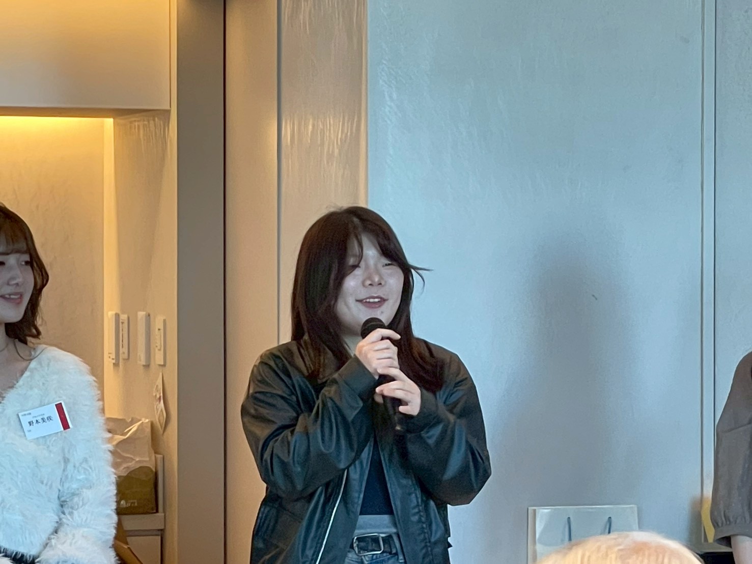 会場整理後の残席者記念写真