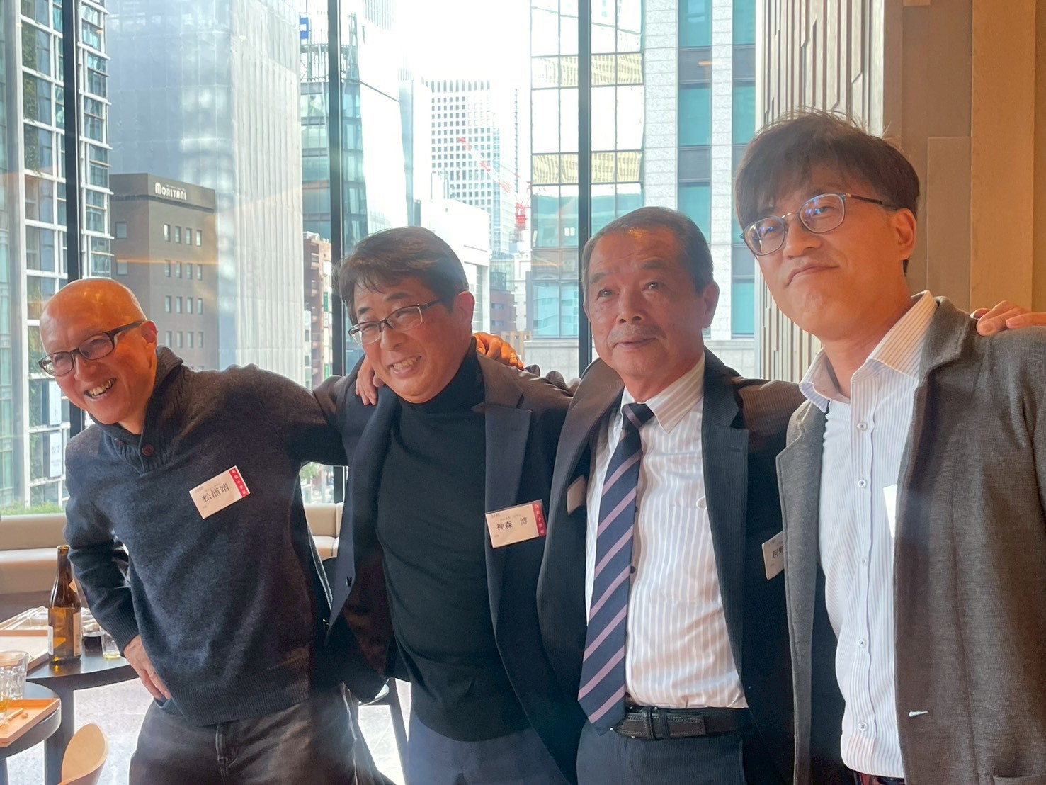 会場整理後の残席者記念写真